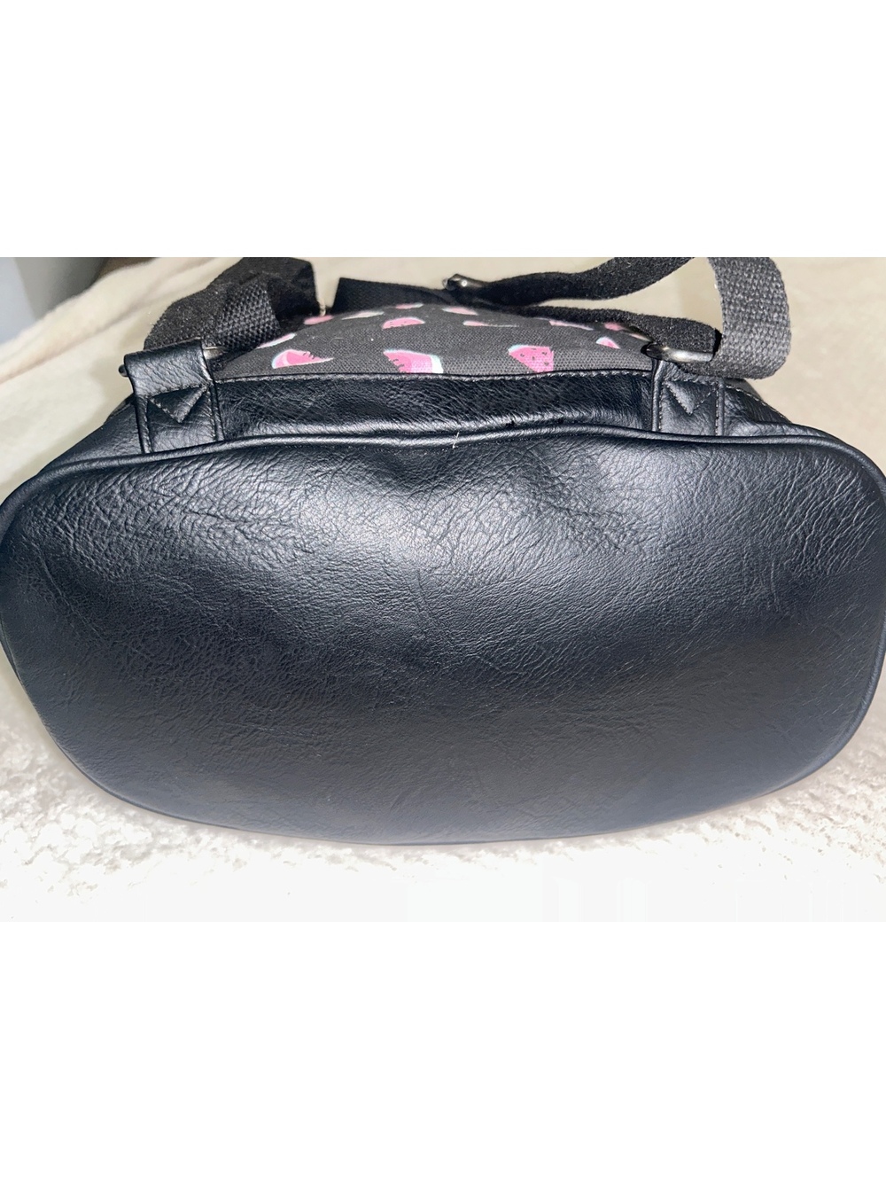 Candie’s Watermelon Drawstring Backpack - Picture 3 of 6